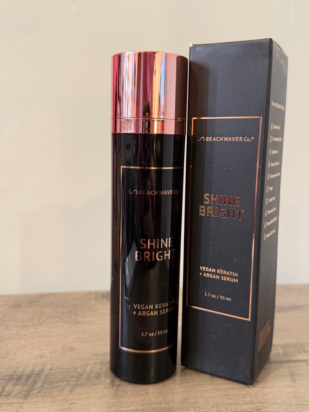 Beachwaver Shine Bright Vegan Keratin + Argan Serum - Black with Rose Gold